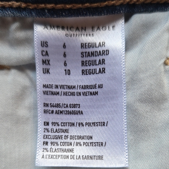 Great Deal!! Lot of 3. Like New! American Eagle Light Wash Size 6 Skinny Jeans - Picture 5 of 7